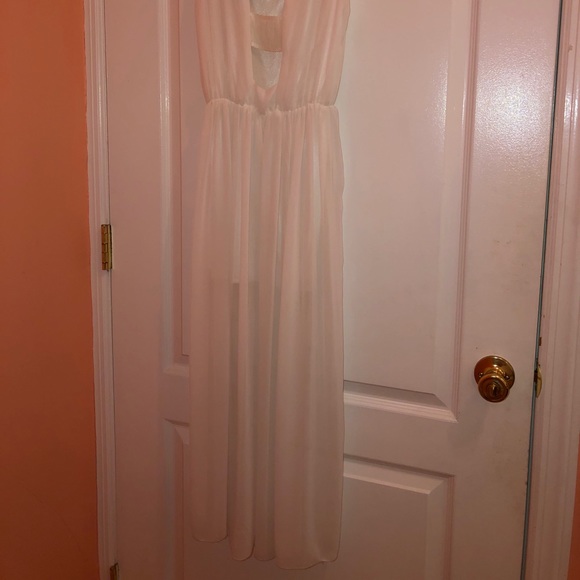 White Elegant Dress - Picture 5 of 5